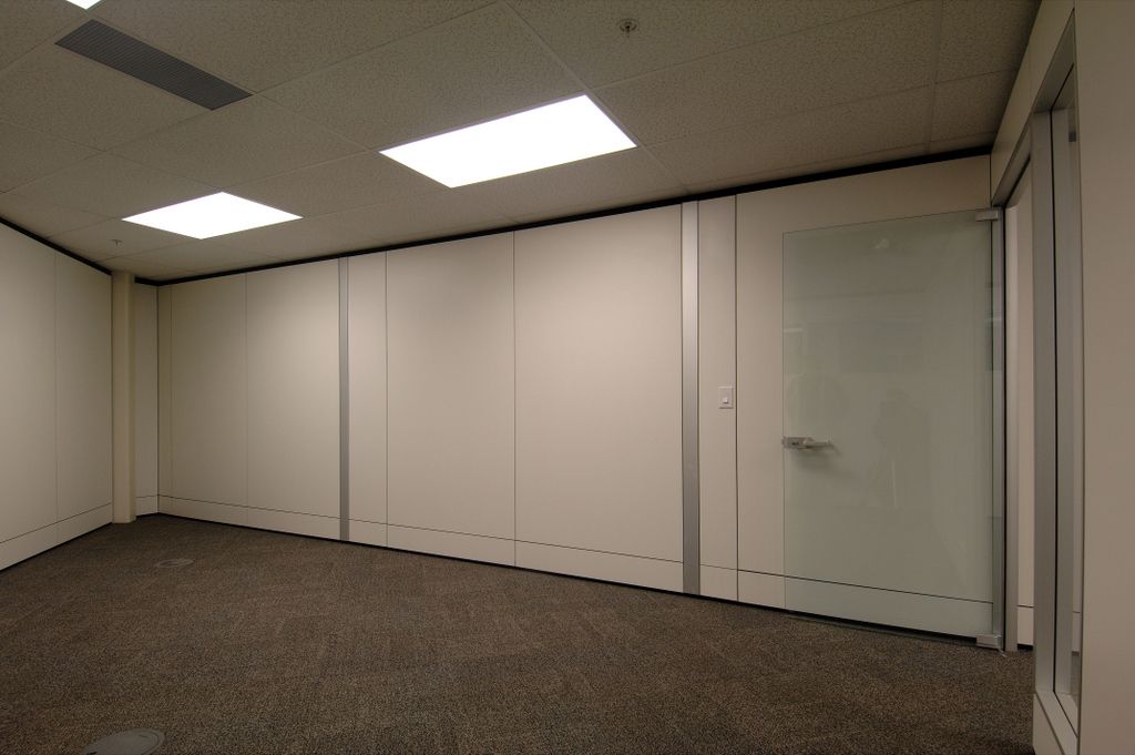 Video for Modular office project with demountable partitions by IMT